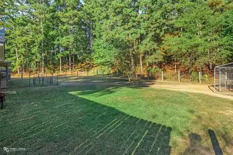 Exterior - 146 Bolinger Hl, Plain Dealing, LA 71064 photo 5 of 7