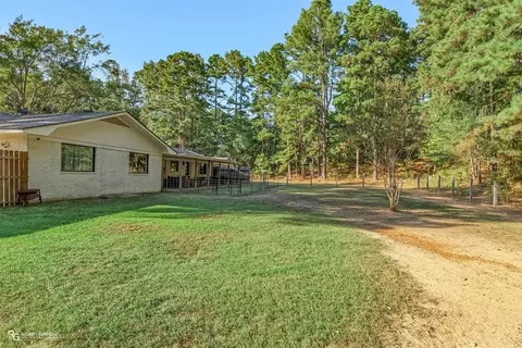Exterior - 146 Bolinger Hl, Plain Dealing, LA 71064 photo 7 of 7