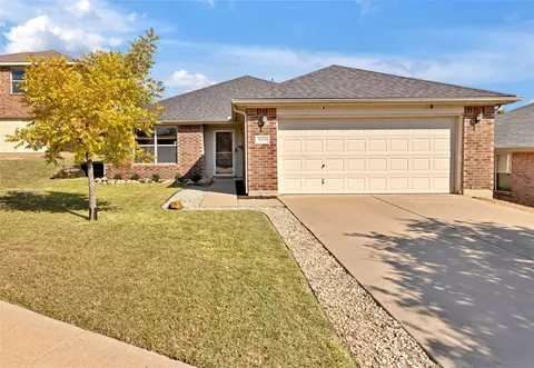 8029 Colbi Ln, Fort Worth, TX 76120