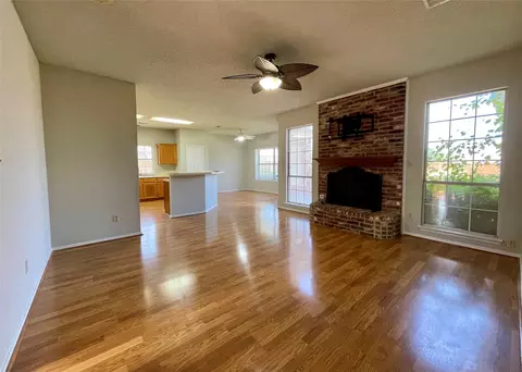Living - 1201 Case Dr, Mesquite, TX 75181 photo 1 of 4