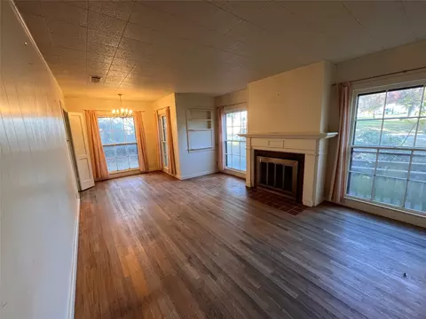 Living - 2271 Scripture St, Denton, TX 76201 photo 3 of 5