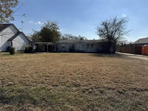 1658 Brookview Dr, Lancaster, TX 75146
