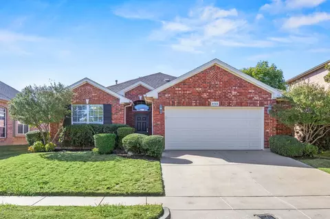 9749 Delmonico Dr, Fort Worth, TX 76177