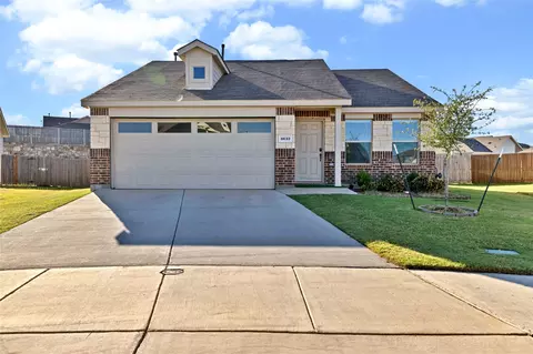 8633 Mount Evans Ct, Fort Worth, TX 76123