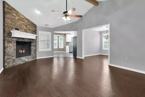 1803 Woodland Park Dr, Denison, TX 75020