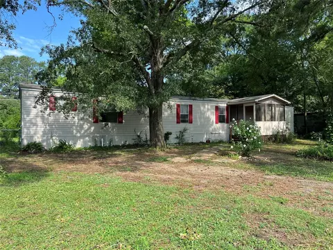 7120 Golden Meadows Rd, Greenwood, LA 71033