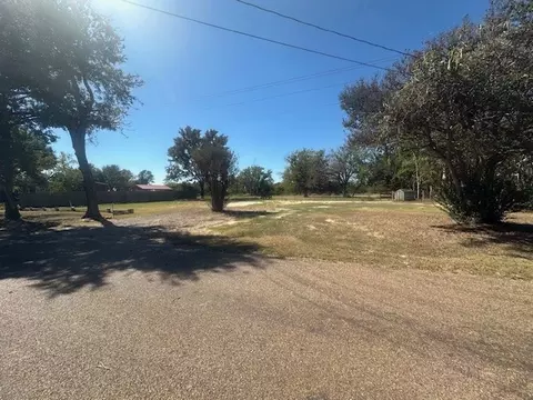 2611 Jones Dr, Tool, TX 75143 photo 7