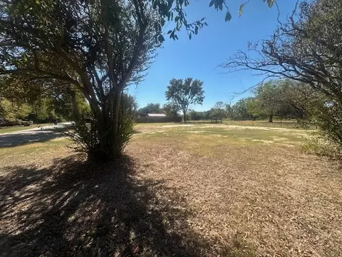 2611 Jones Dr, Tool, TX 75143 photo 9