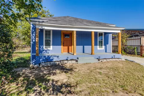 2814 NW 20th St, Fort Worth, TX 76106