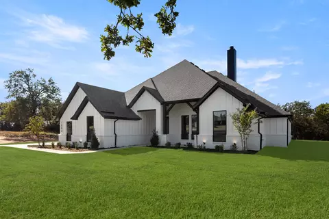 1004 Arbor Hills Ct, Poolville, TX 76487