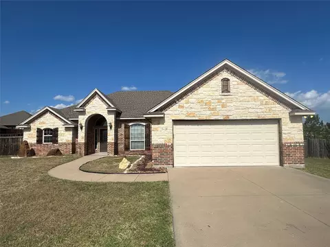 3004 Saunter Ln, Granbury, TX 76049
