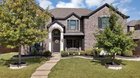 119 Crystal Creek Dr, Red Oak, TX 75154