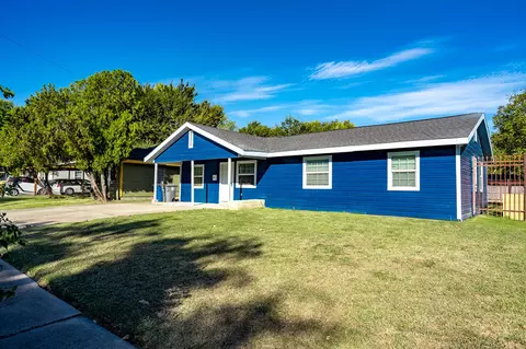2831 Kilburn Ave, Dallas, TX 75216