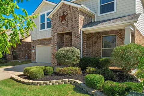 912 Falcon Rd, Argyle, TX 76226