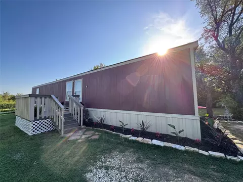 4215 Tennessee Trl, Granbury, TX 76048