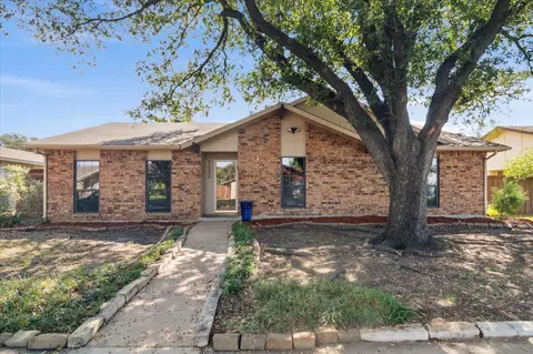 5032 Pemberton Ln, The Colony, TX 75056