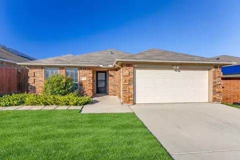9124 Nathan Dr, White Settlement, TX 76108