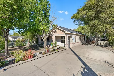 3604 Waters St, Lancaster, TX 75134
