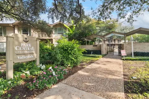 11118 Valleydale Dr #A, Dallas, TX 75230