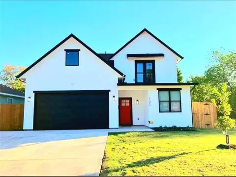 702 Graham Ave, Dallas, TX 75223