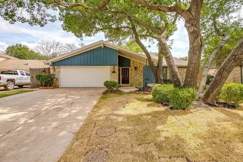 816 Glenview Dr, Irving, TX 75061