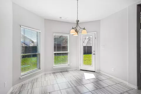 6012 Oakmere Ln, Aubrey, TX 76227 photo 8