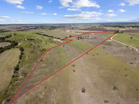 8676 932, Hamilton, TX 76531