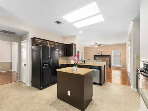1112 Wild Cherry Dr, Carrollton, TX 75010