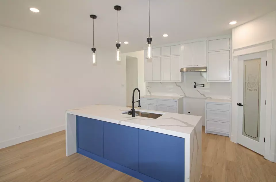 Kitchen - 2521 Bruce St, Fort Worth, TX 76111 photo 2 of 2