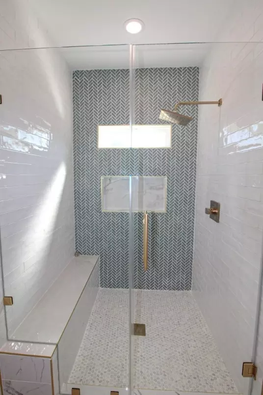 Bath - 2521 Bruce St, Fort Worth, TX 76111 photo 2 of 3