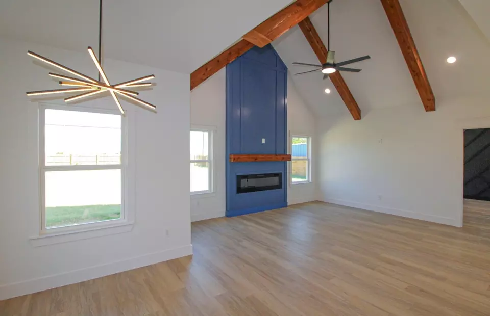 Living - 2521 Bruce St, Fort Worth, TX 76111 photo 3 of 5