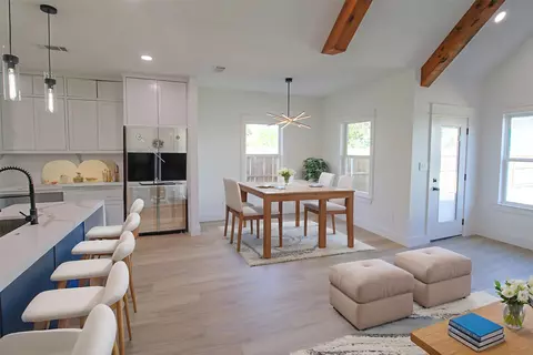 Dining - 2521 Bruce St, Fort Worth, TX 76111 photo 1 of 1