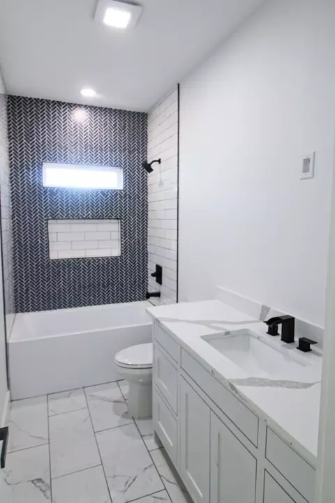 Bath - 2521 Bruce St, Fort Worth, TX 76111 photo 1 of 3