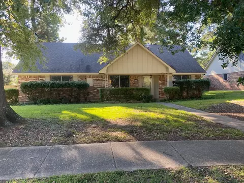 9490 Blom Blvd, Shreveport, LA 71118