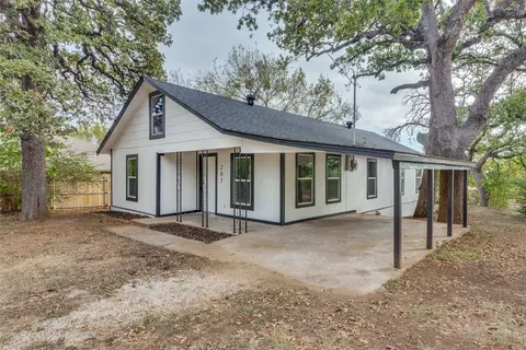 207 S Eastern St, Keene, TX 76059