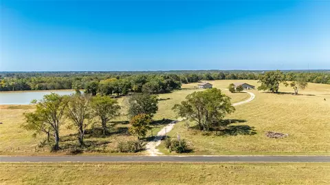 1094 SW Cr 3020 # -2, Mount Vernon, TX 75457