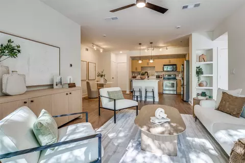 4605 Cedar Springs Rd #237, Dallas, TX 75219