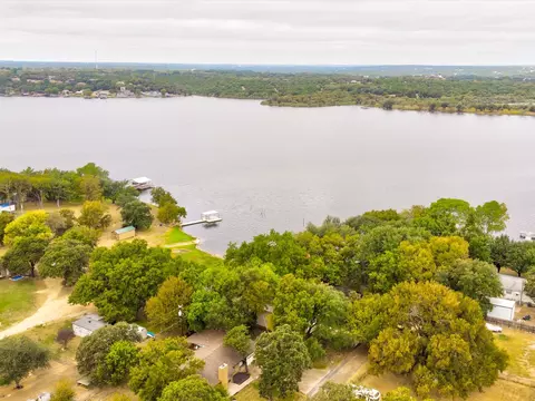 6717 Sunset Cove Ct, Granbury, TX 76049