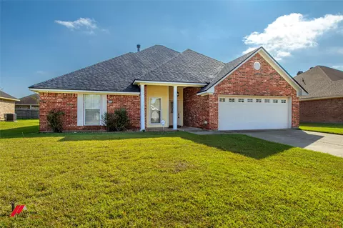 5731 Shannon Dr, Shreveport, LA 71129