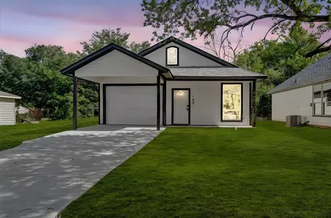 705 E Hanna St, Denison, TX 75021