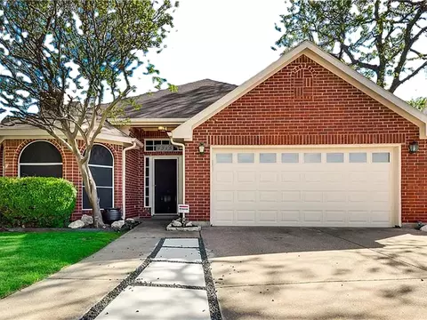 4315 Elgin Ct, Grand Prairie, TX 75052