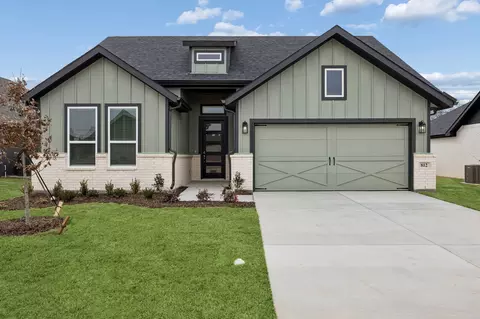812 Tesslynn Ave, Godley, TX 76044