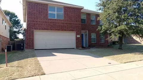 7117 Bannock Dr, Fort Worth, TX 76179