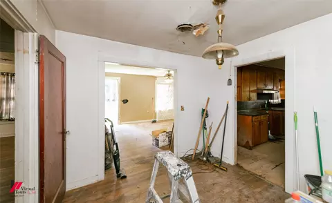 Entry Way - 206 North St, Springhill, LA 71075 photo 1 of 2
