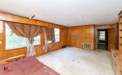 Bedroom - 206 North St, Springhill, LA 71075 photo 4 of 6