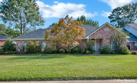 9503 Stonehaven Dr, Shreveport, LA 71118