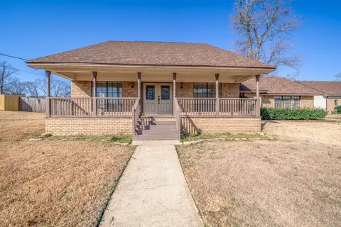 2801 Northridge Dr, Longview, TX 75605