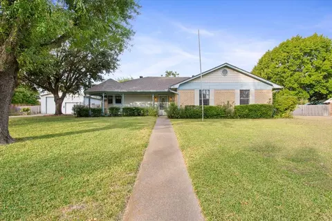 510 Dal Paso Dr, Robinson, TX 76706