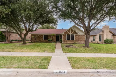 1661 Crosshaven Dr, Lewisville, TX 75077