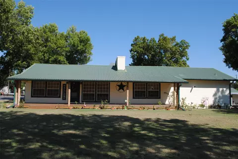 908 N Austin, Comanche, TX 76442